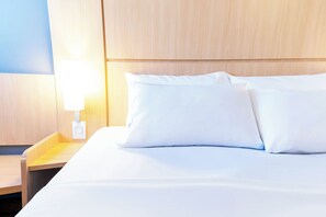 Standard Room, 1 Double Bed | Minibar, desk, soundproofing, free cribs/infant beds - ibis Contagem Ceasa (Contagem)