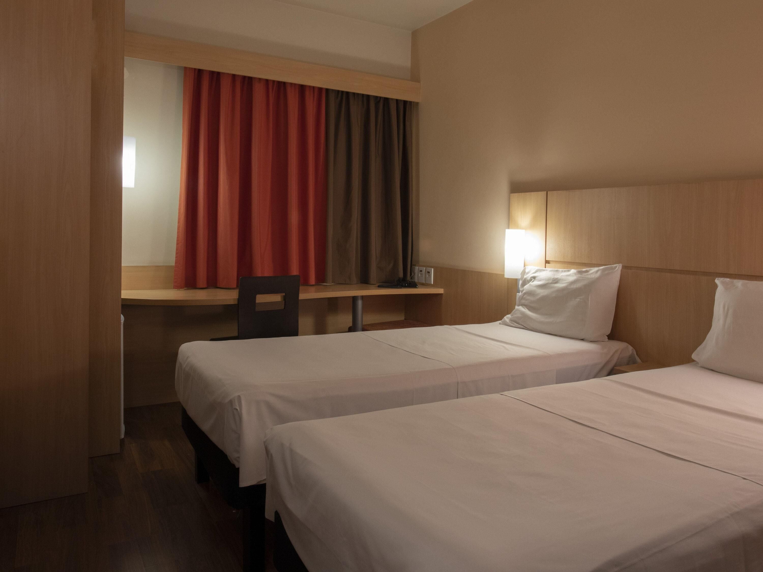 Standard Room, 2 Single Beds