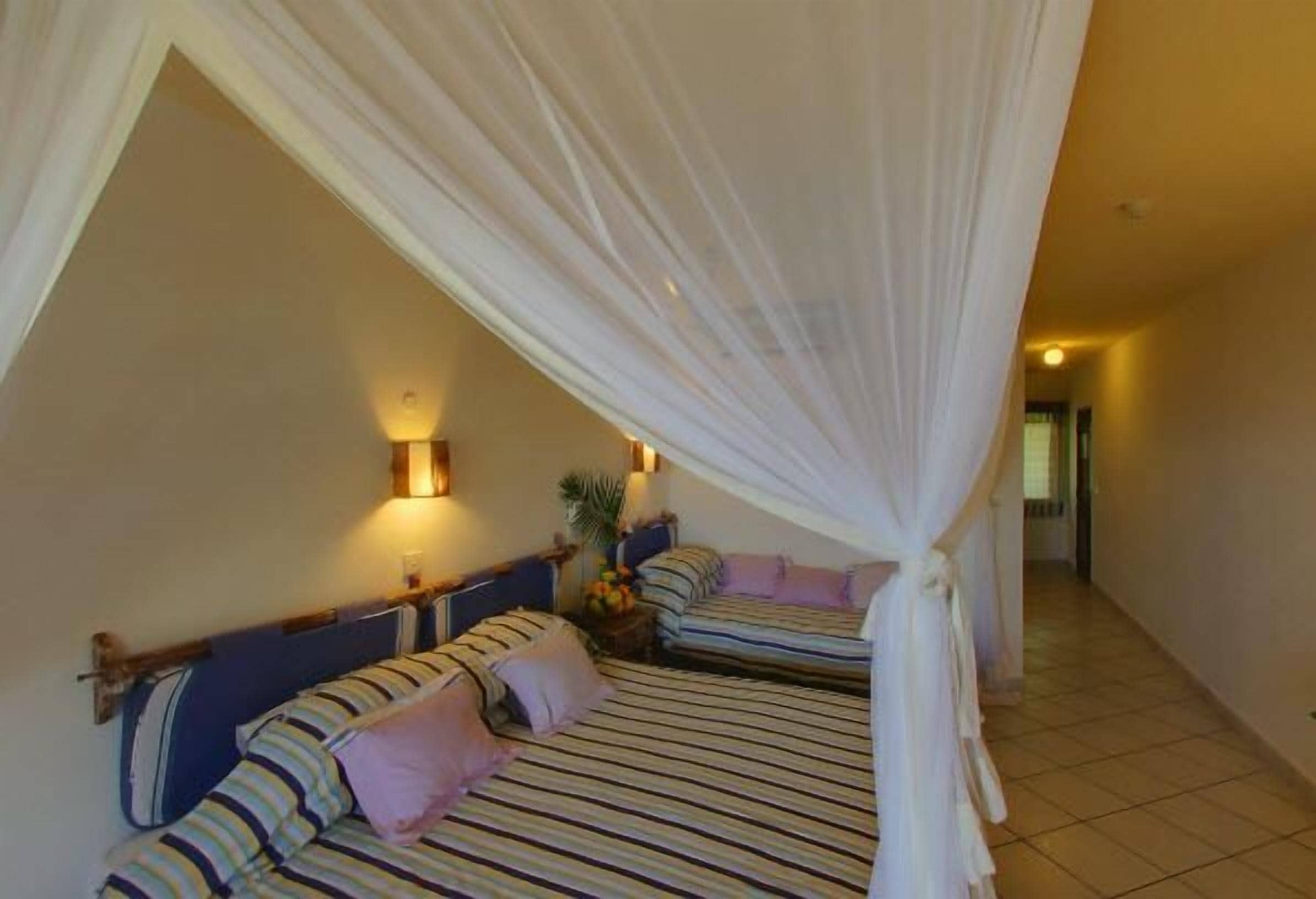 standard double room | in-room safe, free wifi