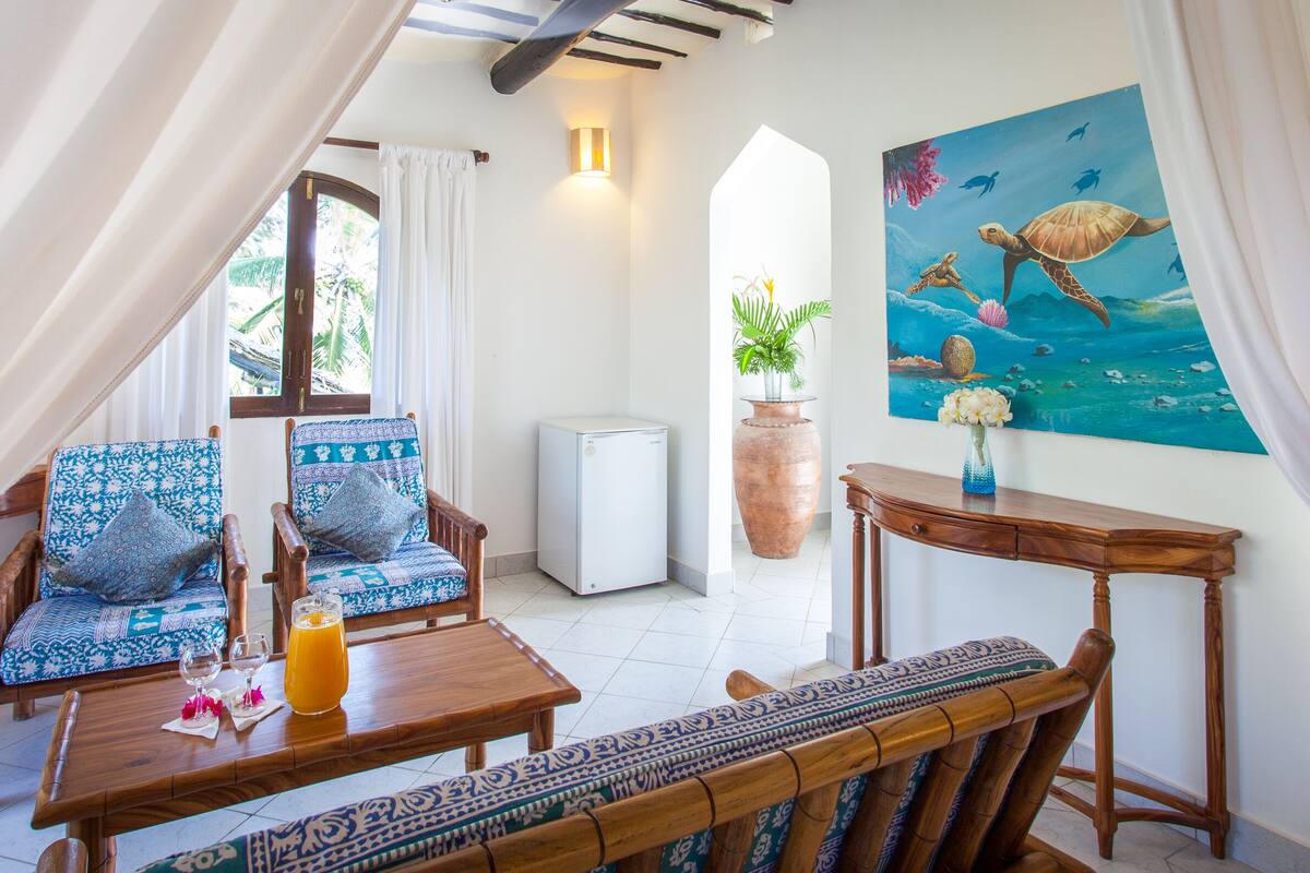 in-room safe, free wifi