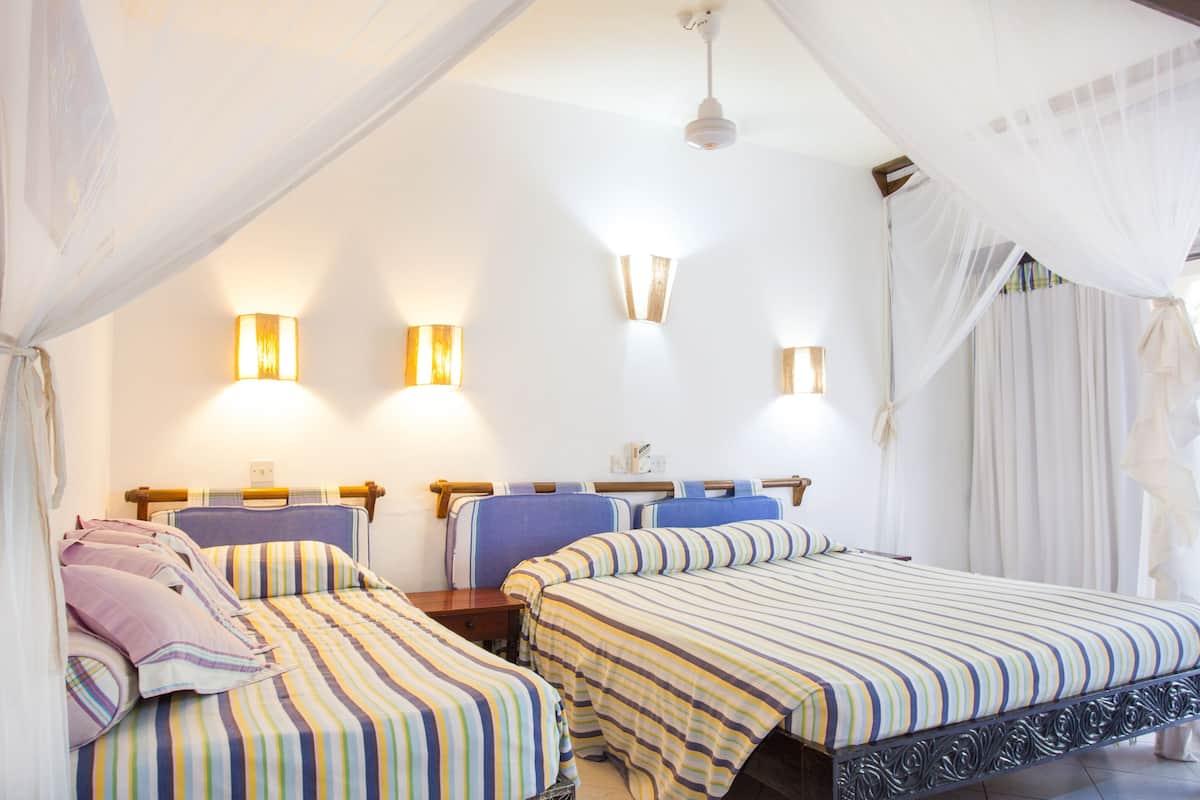 Superior Double Room Single Use | In-room safe, free WiFi