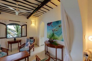 客房内保险箱、免费 WiFi