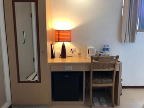 1 bedroom, blackout drapes, iron/ironing board, free cribs/infant beds - FuZhuang Hotel (Taipei)