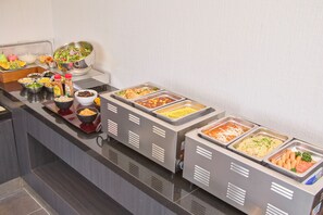 Daily buffet breakfast for a fee