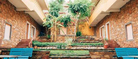 Enceinte de l’hébergement