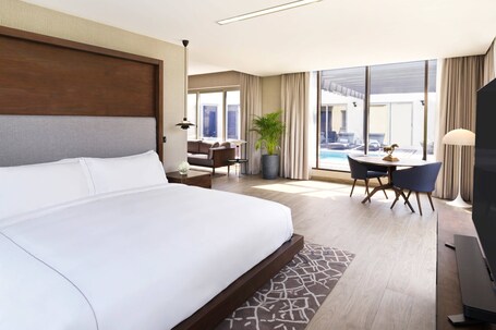 The Ritz Carlton Abu Dhabi, Grand Canal - Image 76