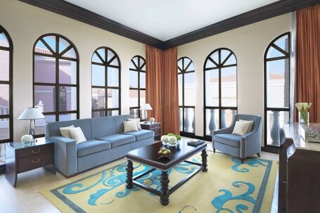 The Ritz Carlton Abu Dhabi, Grand Canal - Image 57