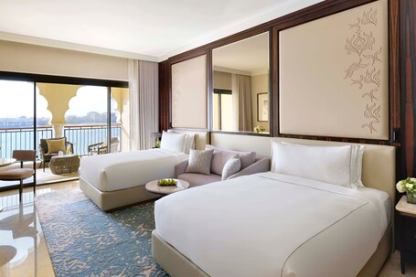 The Ritz Carlton Abu Dhabi, Grand Canal - Image 67
