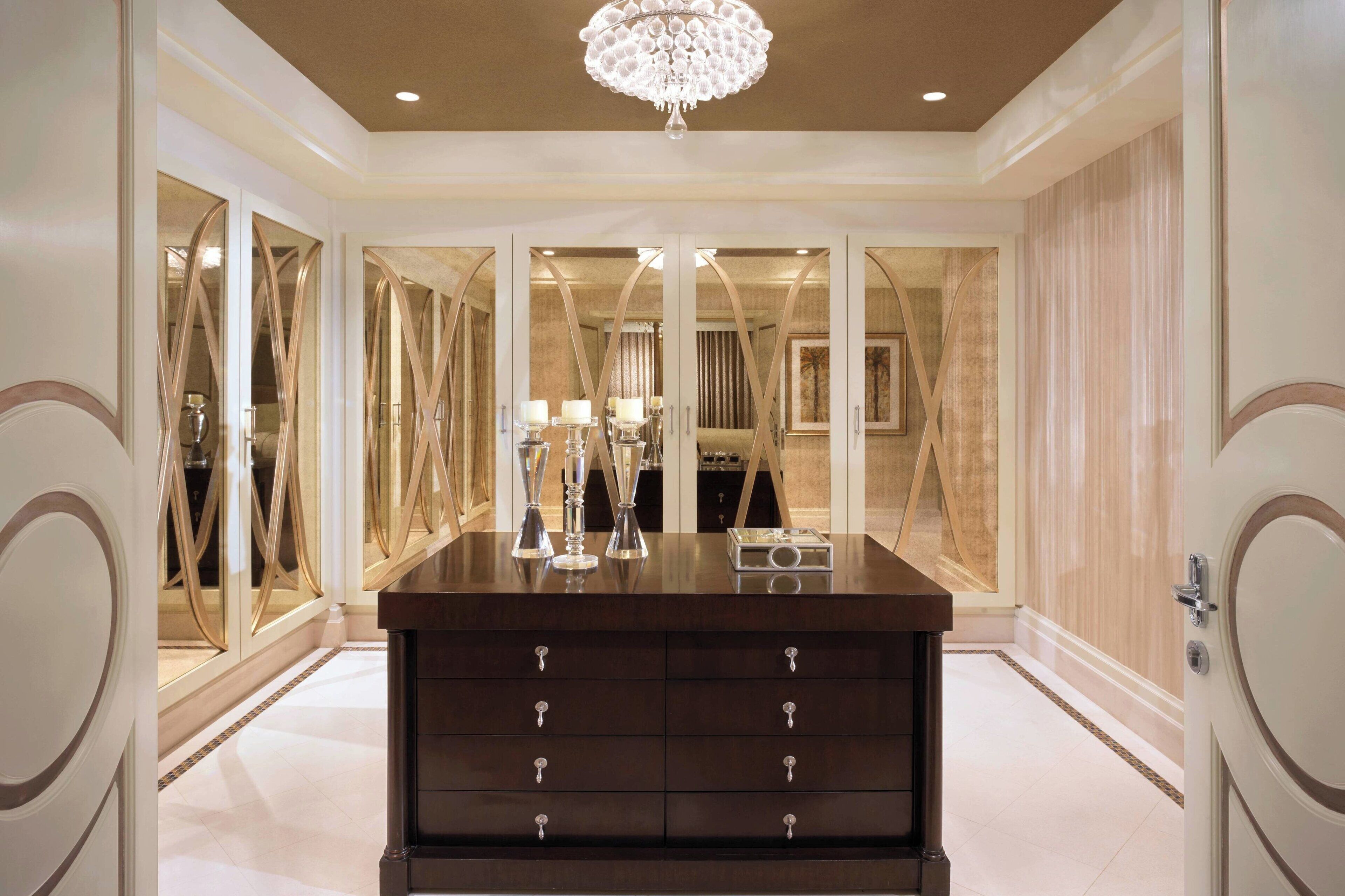 Photo - The Ritz-Carlton Abu Dhabi, Grand Canal