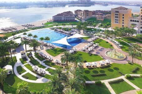 The Ritz Carlton Abu Dhabi, Grand Canal - Image 32
