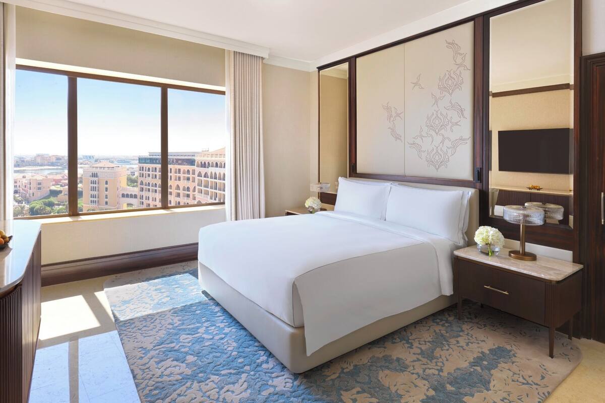 Junior Suite, 1 Katil Raja (King) | Cadar kapas Mesir, peralatan tempat tidur premium, gebar bulu kapas 