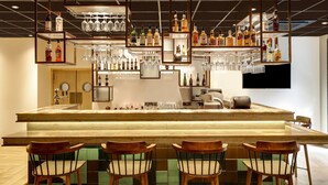 酒吧(店内)