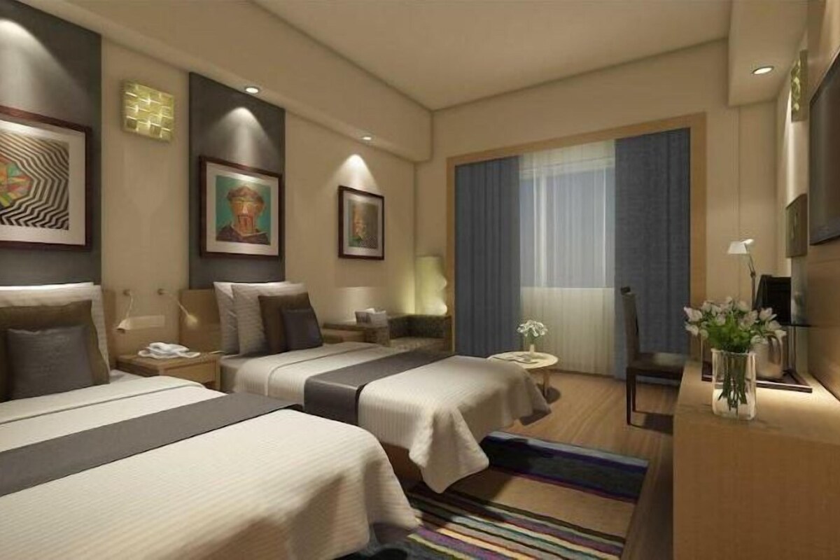 Premium bedding, memory foam beds, minibar, in-room safe