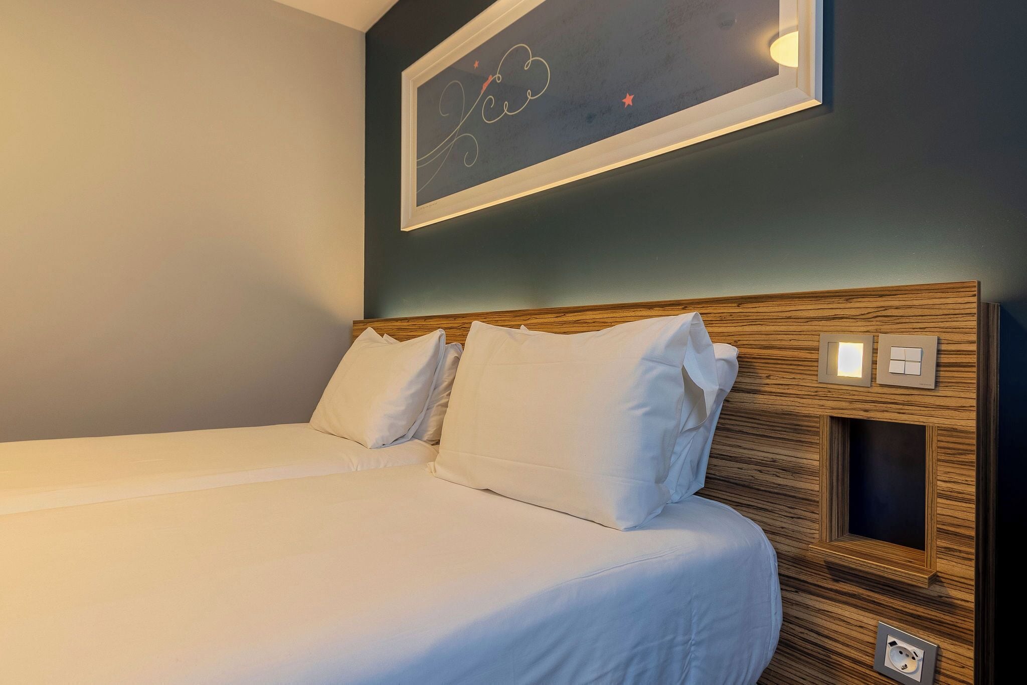 Photo - Travelodge Barcelona Poblenou