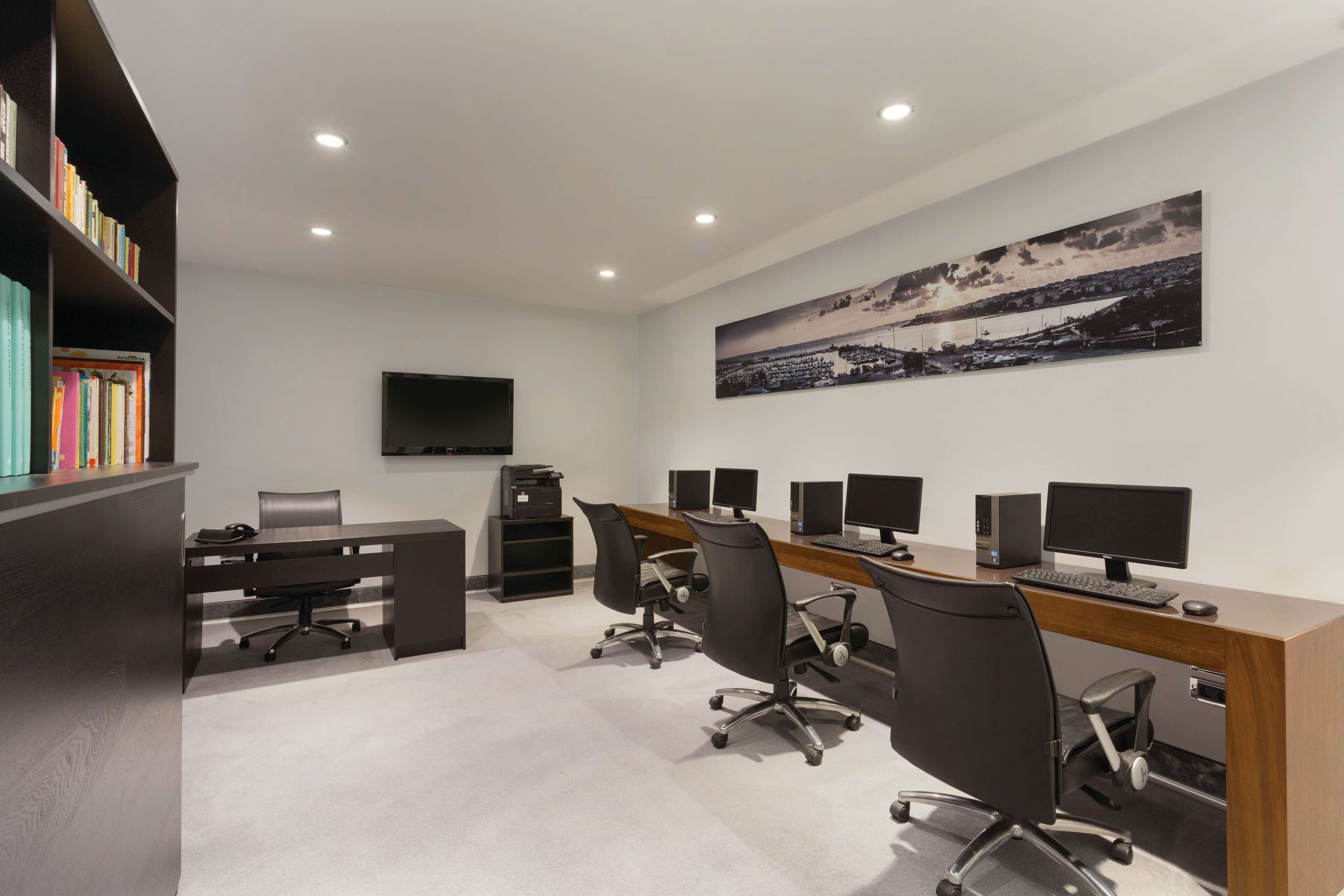 Foto - Wyndham Grand Istanbul Kalamış Marina Hotel