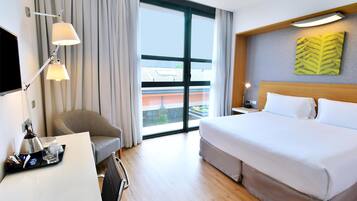 Copriletto in piuma, minibar, una cassaforte in camera, insonorizzazione