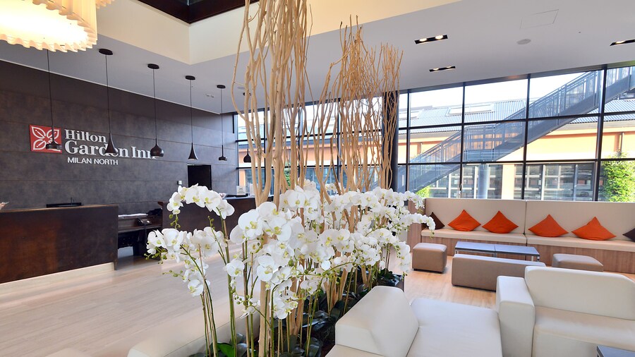 北米蘭希爾頓花園酒店