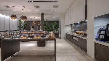 Daily buffet breakfast for a fee