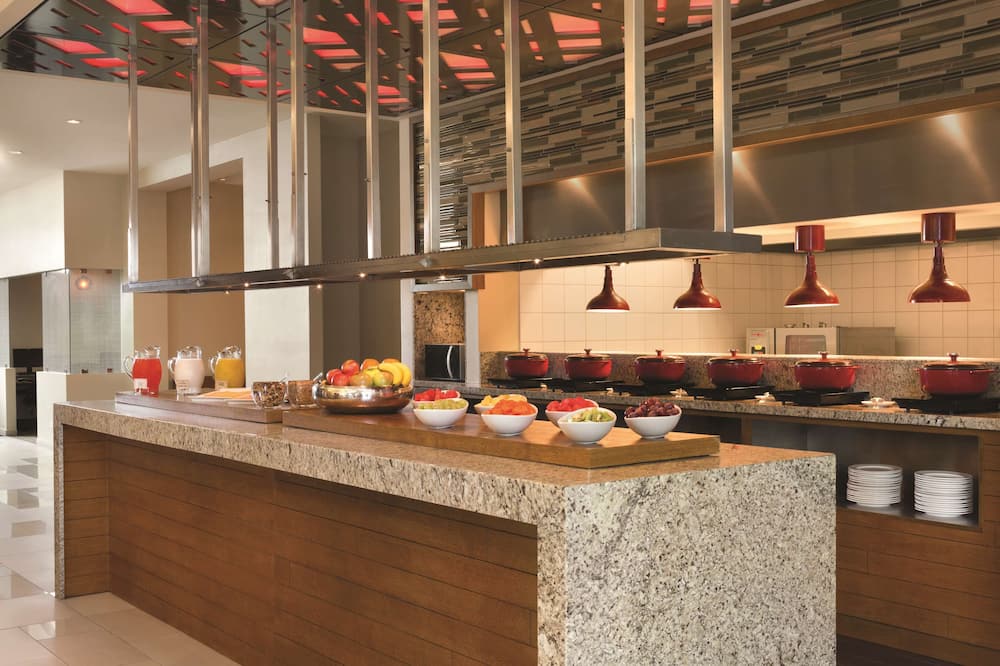 Hyatt Place San José/Pinares