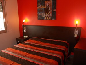 Room - La Siesta (Mont-de-Marsan)