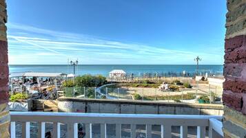 Comfort kamer, balkon, uitzicht op zee | Balkon