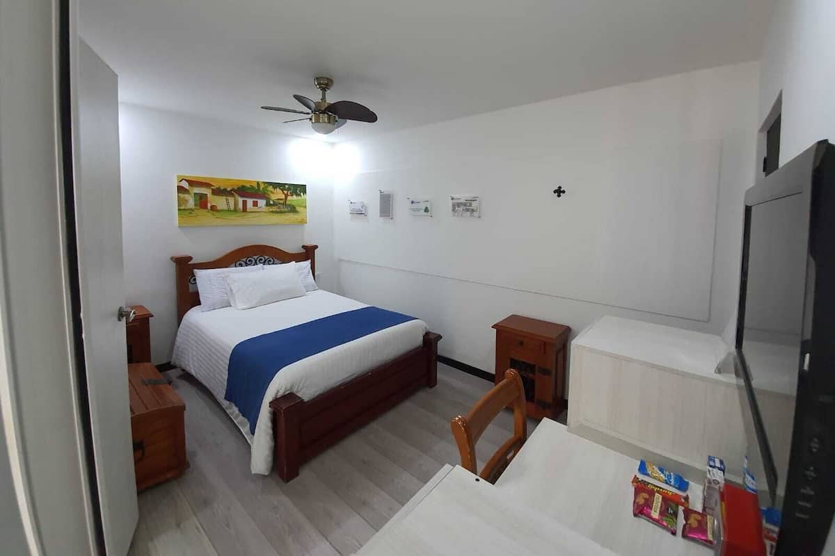 Minibar, in-room safe, individually furnished, desk
