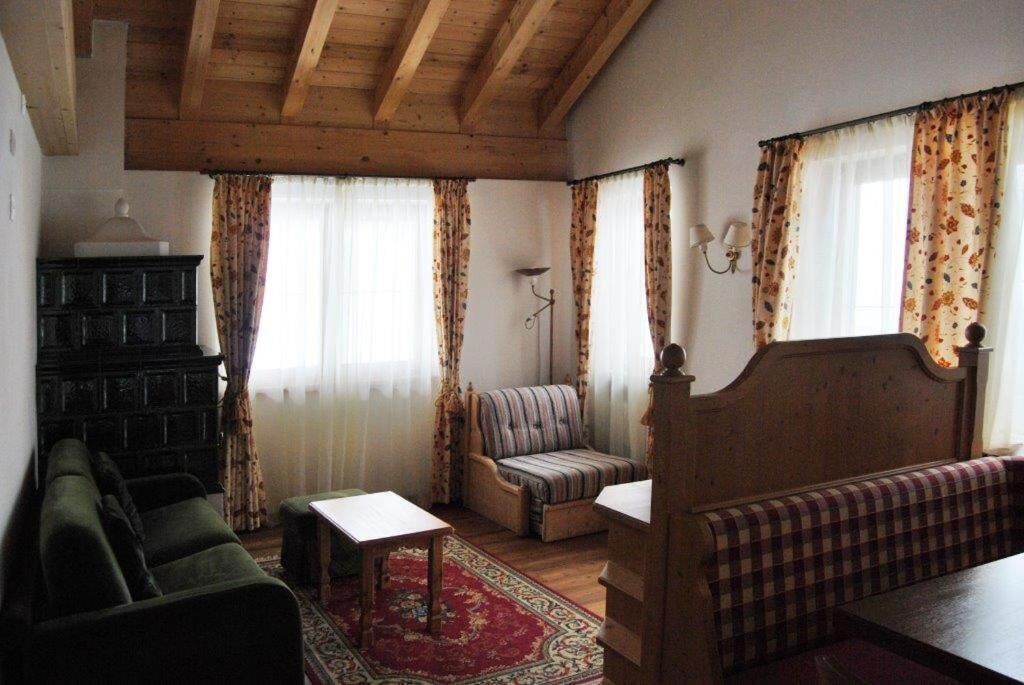 junior room | living area | 24-inch tv with satellite channels