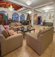 Televisión de 32 pulgadas con canales por cable