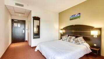 Individually decorated, individually furnished, desk, blackout drapes