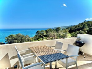 ซูพีเรียวิลล ่า | ลานระเบียง/นอกชาน