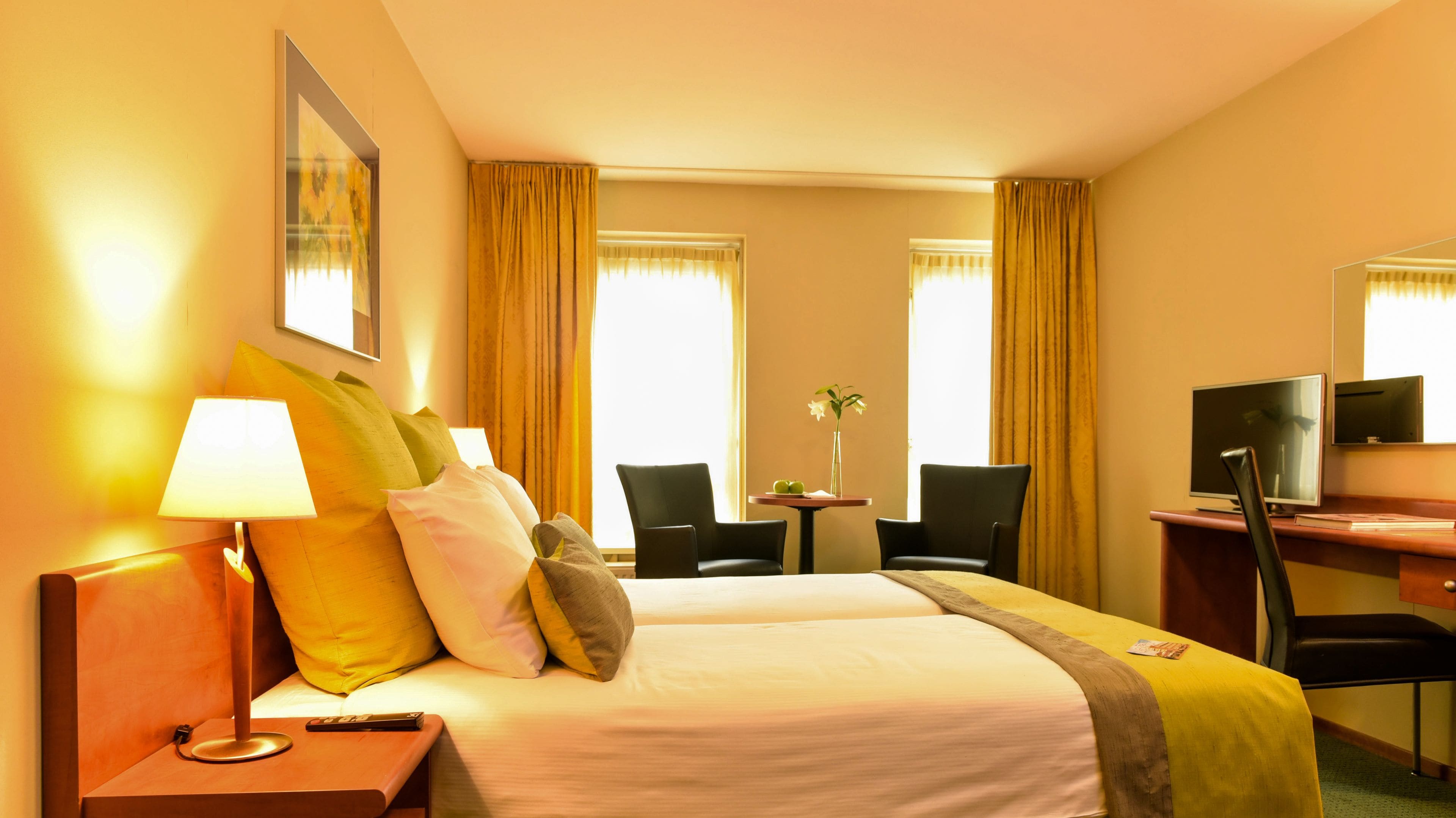 comfort double room | 1 bedroom, hypo-allergenic bedding, in-room safe, desk