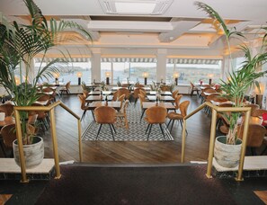 บริการอาหารเย็น