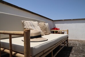 Estudio Confort, 1 cama doble, cocina básica, en la zona del jardín (Monolocale per 2 adulti) | Terraza o patio