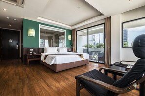 Premier Double Corner | Select Comfort 床墊、客房內保險箱、遮光布/窗簾、熨斗/熨衣板