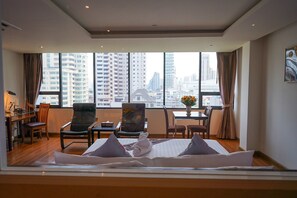 Deluxe One-Bedroom Suite | Vista desde la habitación