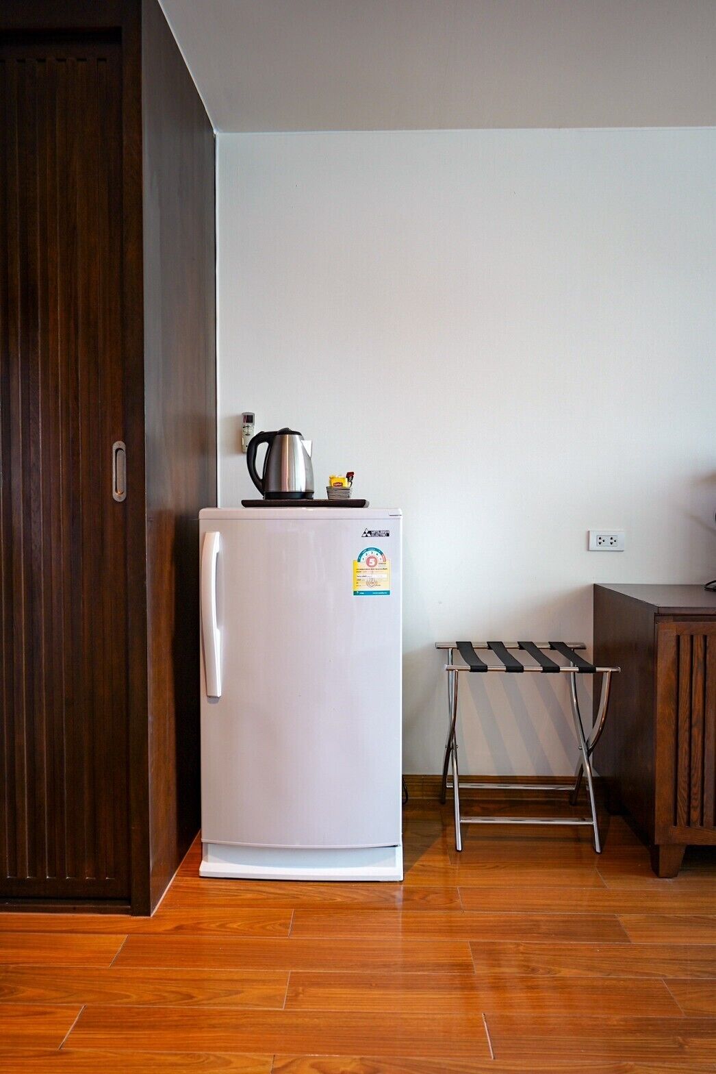 1 bedroom, select comfort beds, in-room safe, blackout curtains