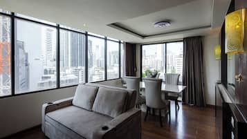 Captain Suite | City view