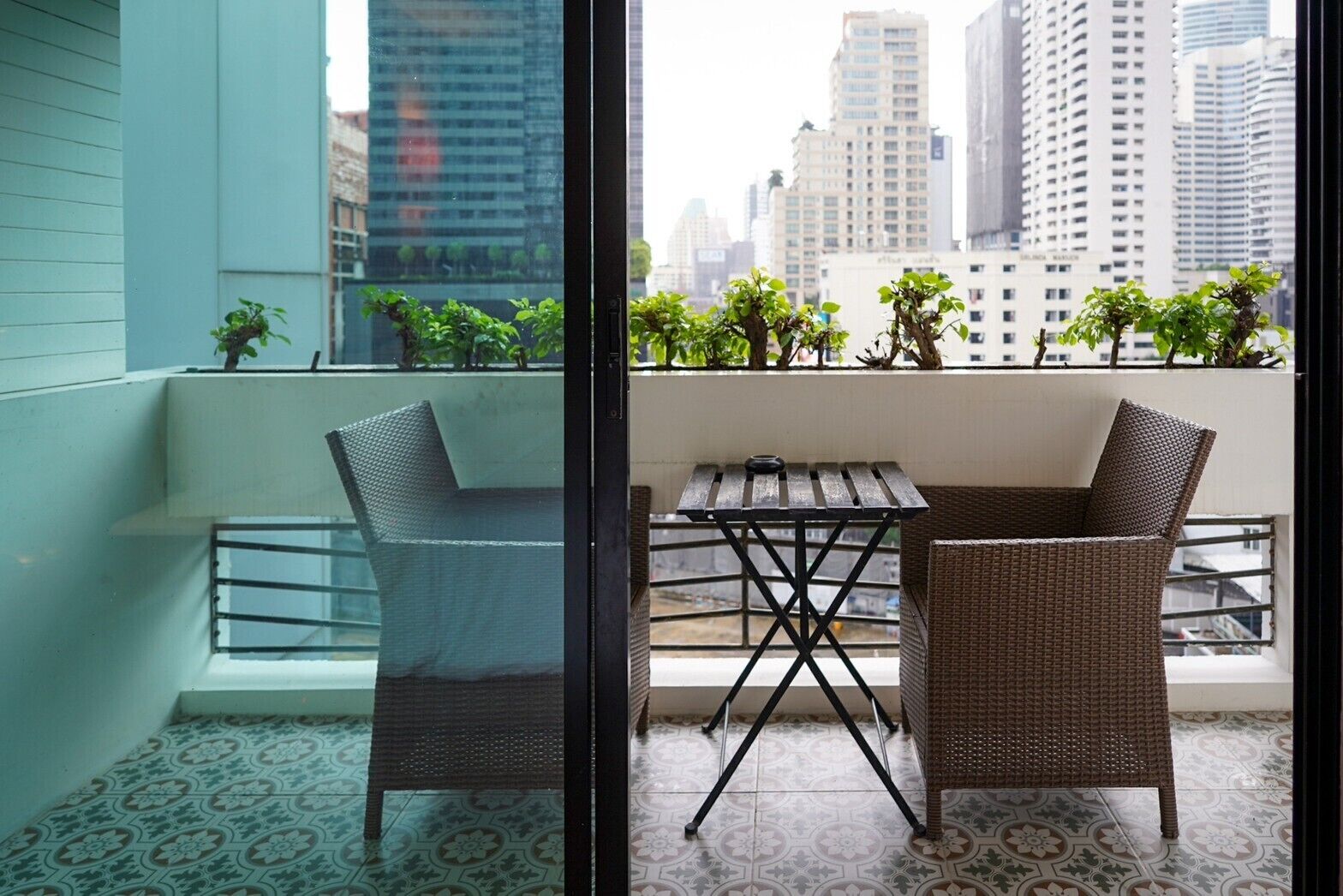 corner suite king with balcony | terrace/patio