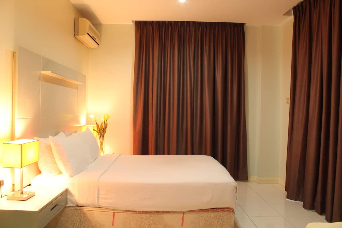 Condo, 3 Bedrooms | Egyptian cotton sheets, down comforters, Select Comfort beds