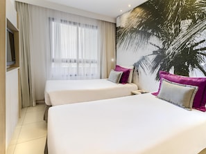 Superior Room, 2 Twin Beds | Minibar, desk, free WiFi, bed sheets