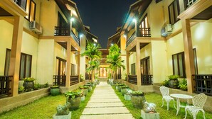 View from property - Ang Thong Hotel (Luang Prabang)