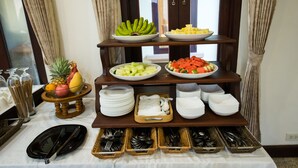 Daily buffet breakfast for a fee - Ang Thong Hotel (Luang Prabang)