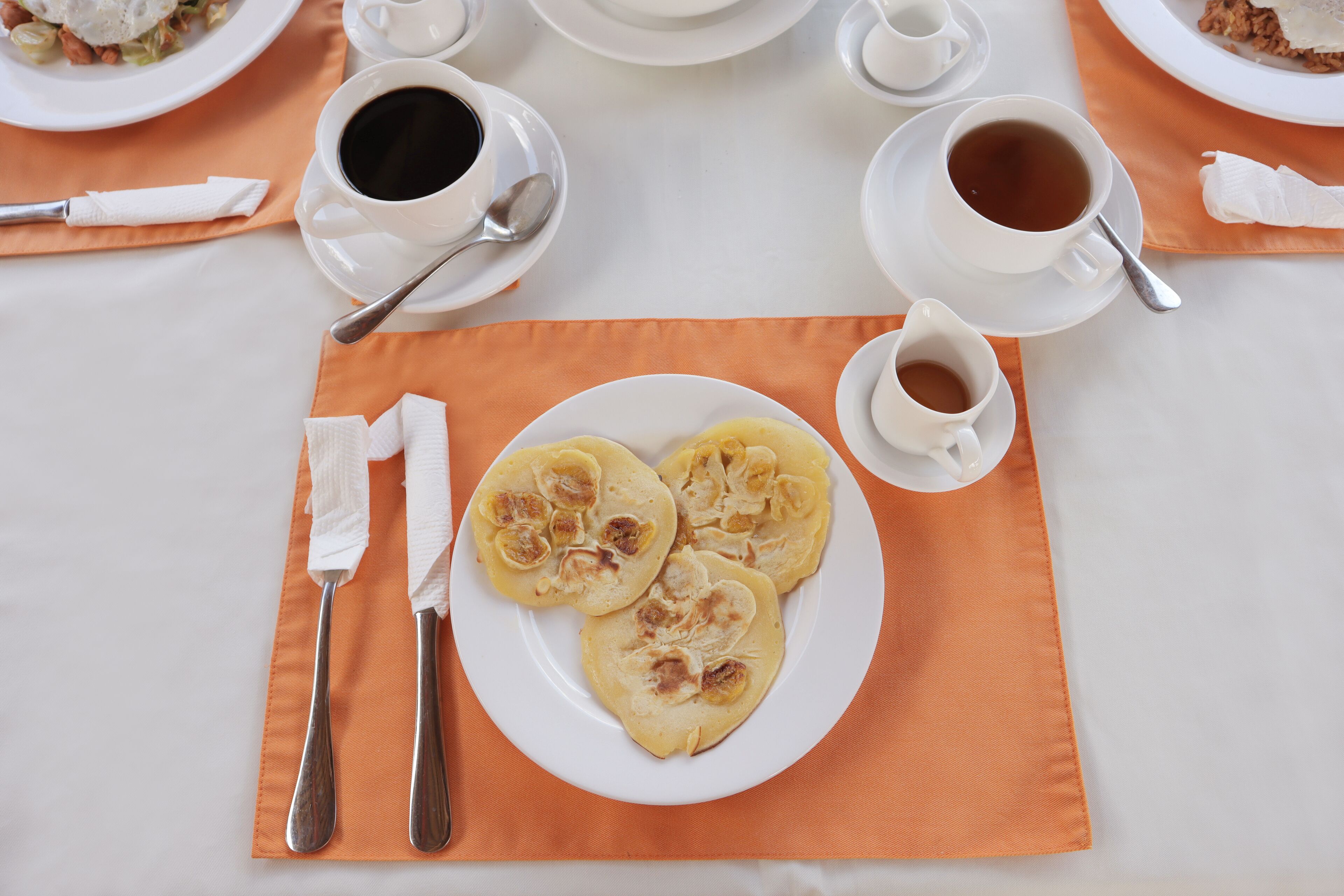 breakfast, lunch, dinner served; indonesian cuisine