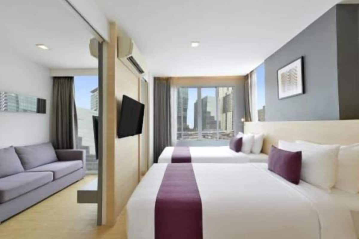 1 bedroom, Tempur-Pedic beds, in-room safe, desk