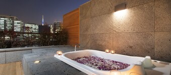 Staz Hotel Myeongdong 1