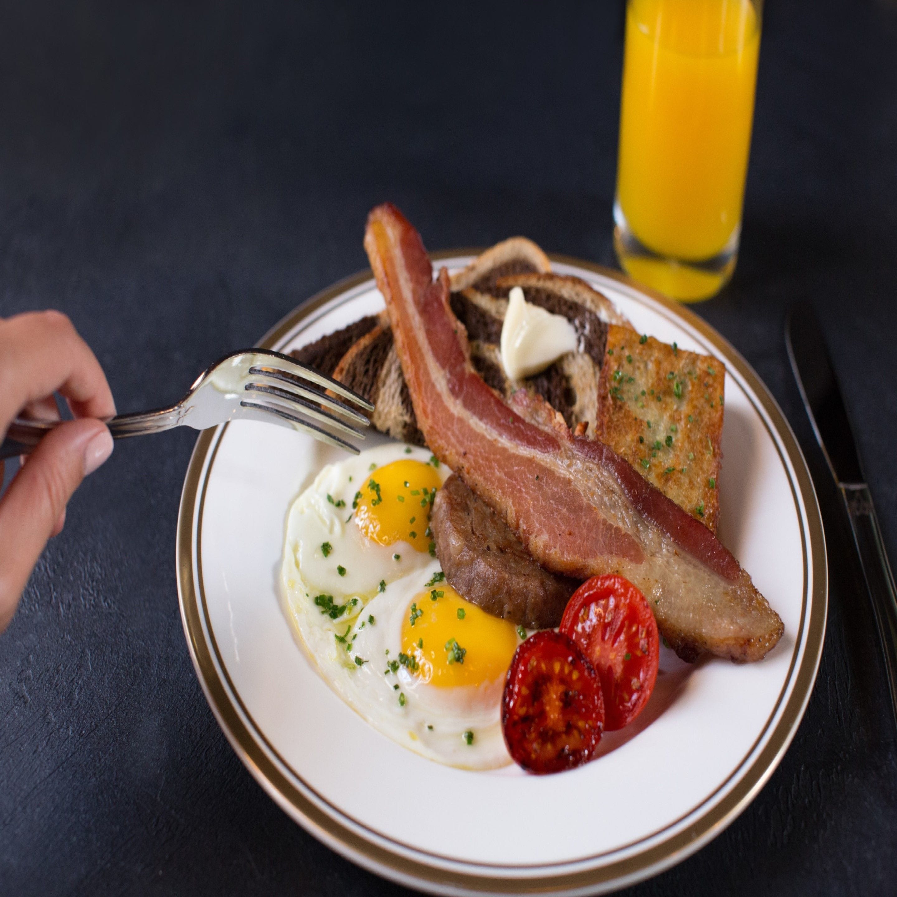 cooked-to-order breakfast for a fee