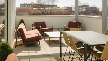 Suite, 1 King Bed | Premium bedding, down comforters, minibar, in-room safe