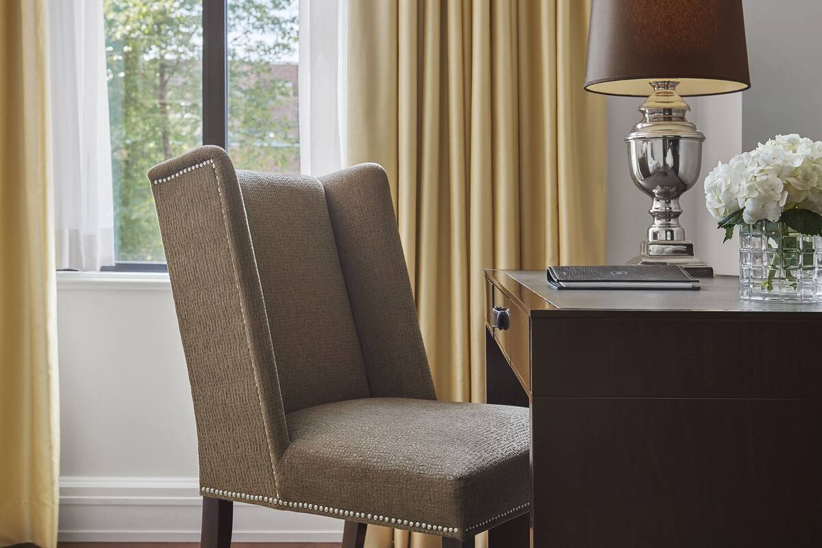 Premium bedding, pillowtop beds, minibar, in-room safe