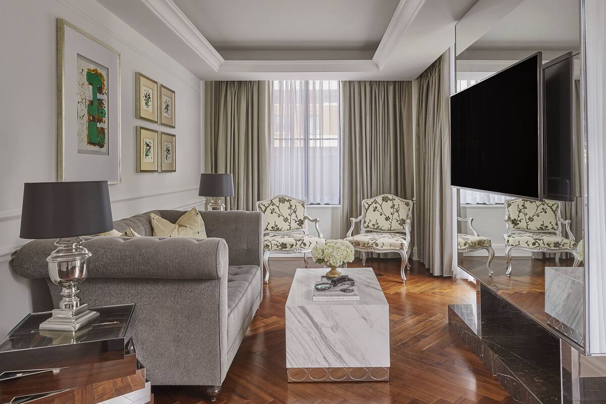 Suite (Rosewood) | Premium bedding, pillowtop beds, minibar, in-room safe