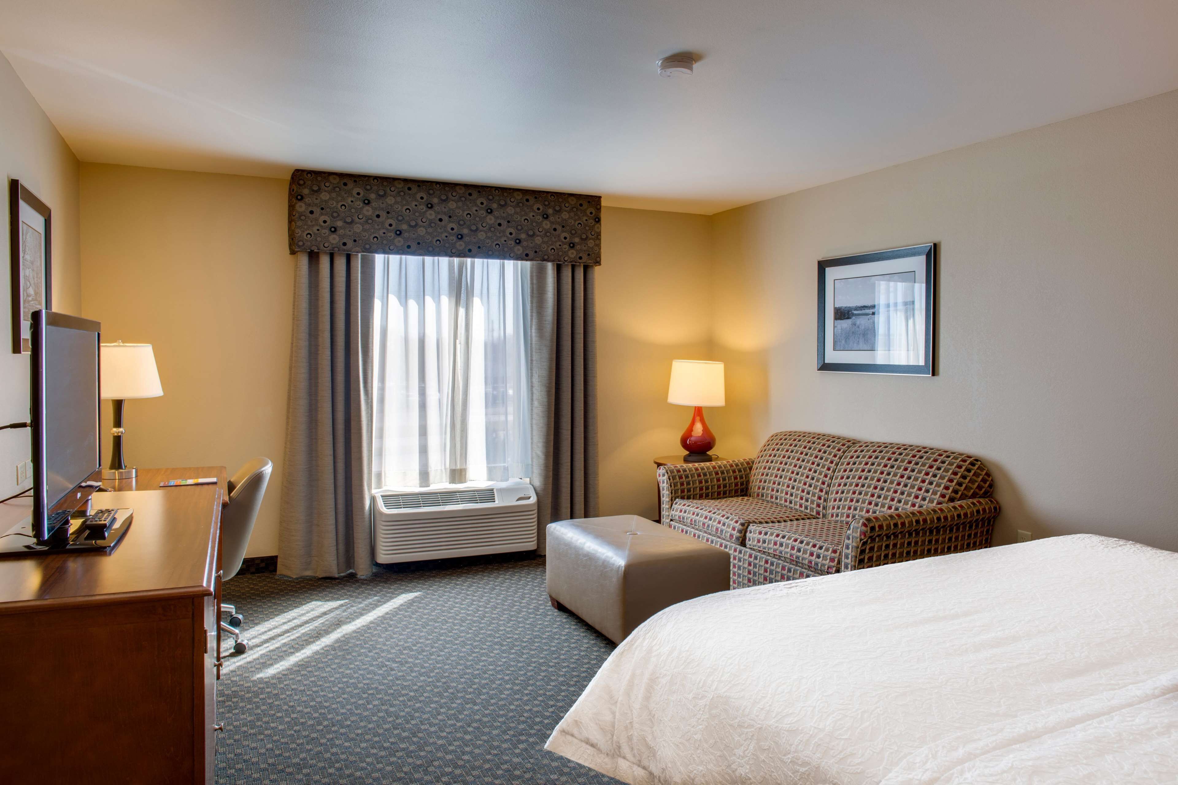 down duvets, in-room safe, desk, blackout curtains